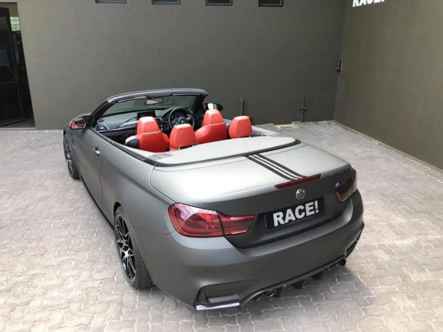  BMW M4 Convertible by Vorsteiner & RACE! 2019 года  (фото 5 из 6)